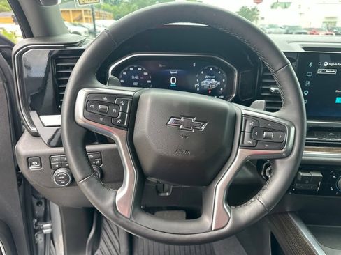 Used 2026 Chevrolet Silverado 1500 RST AWD/4WD image 17