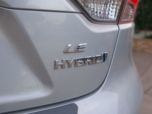 Used 2023 Toyota Corolla LE image 48