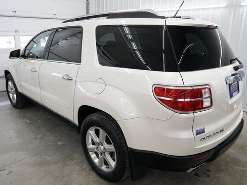 Used 2007 Saturn Outlook XR w/ Premium Trim Pkg FWD image 9