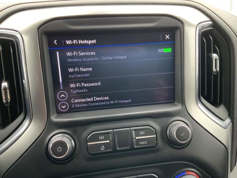 Used 2021 Chevrolet Silverado 1500 RST image 39