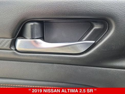 Used 2019 Nissan Altima 2.5 SR w/ SR Premium Package AWD/4WD image 12