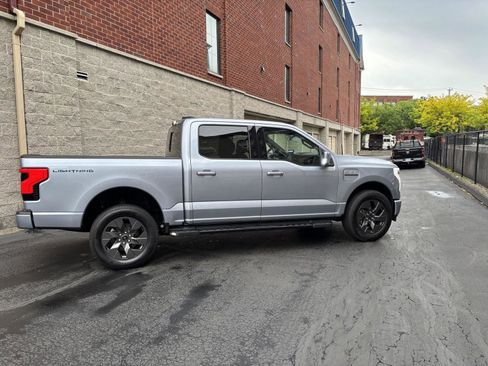 Used 2022 Ford F150 Lightning Lariat AWD/4WD image 2
