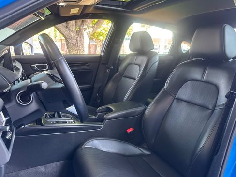 Used 2024 Honda Civic Sport Touring image 5