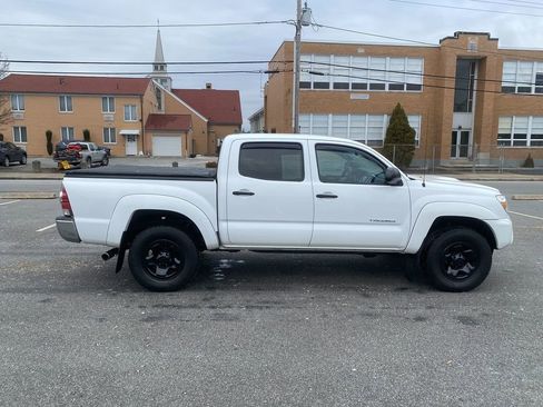 Used 2014 Toyota Tacoma Base V6 (A5) image 4