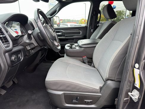 Used 2024 RAM 2500 Big Horn AWD/4WD image 21
