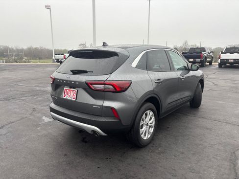 Used 2024 Ford Escape Active image 8