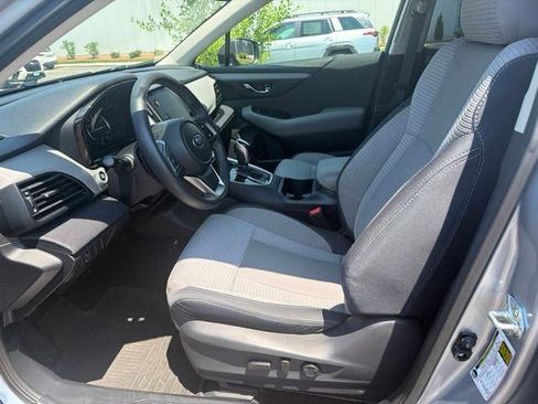 Used 2025 Subaru Outback Premium AWD/4WD image 21