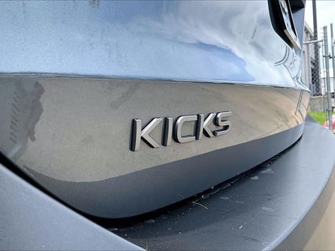 Used 2026 Nissan Kicks S FWD image 30