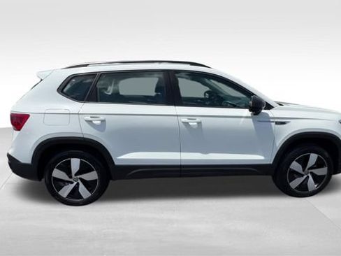 Used 2024 Volkswagen Taos S AWD/4WD image 8