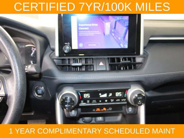 Used 2025 Toyota RAV4 XLE FWD image 23