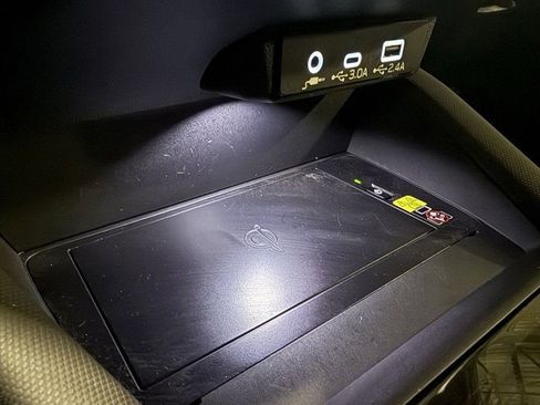 Certified 2025 Subaru Forester Premium image 13