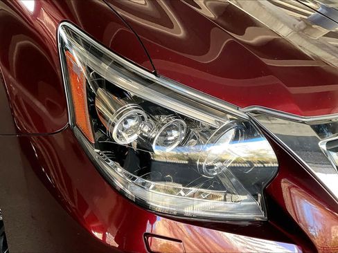 Used 2018 Lexus GX 460 Premium image 28