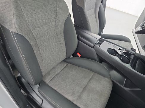 Used 2022 Nissan Rogue SV FWD image 10