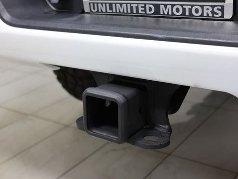 Used 2024 GMC Sierra 2500 AT4 w/ AT4 Premium Plus Package AWD/4WD image 17