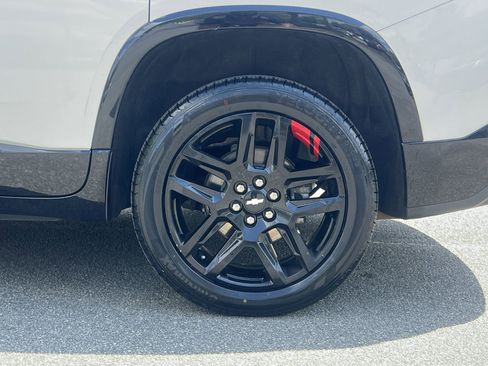 Used 2020 Chevrolet Traverse Premier w/ Redline Edition AWD/4WD image 33