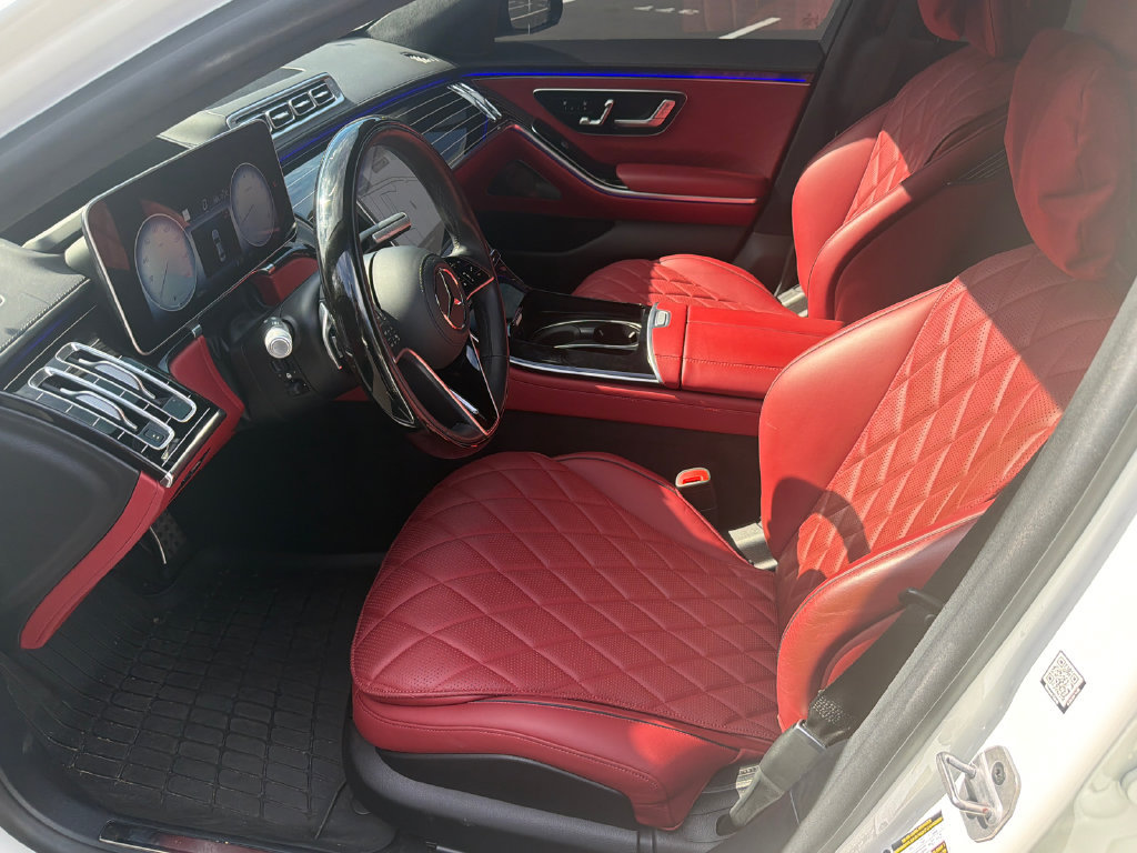 Used 2023 Mercedes-Benz S 580 4MATIC Sedan image 4