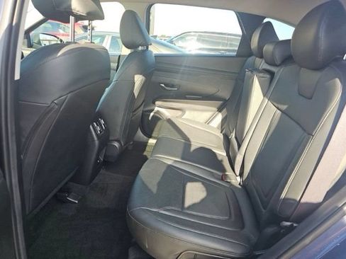Certified 2025 Hyundai Tucson SEL FWD image 12