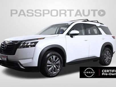 Certified 2025 Nissan Pathfinder SV w/ Black Appearance Package