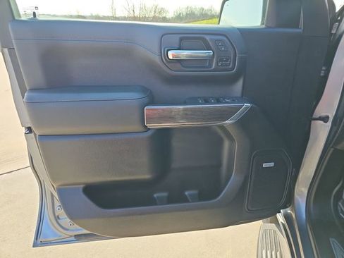 Used 2021 Chevrolet Silverado 1500 LTZ w/ LTZ Premium Package AWD/4WD image 23