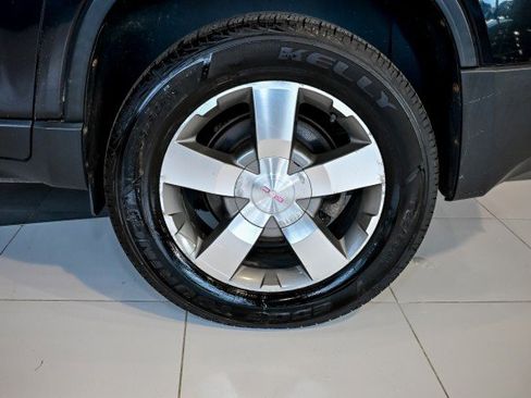 Used 2012 GMC Acadia SLT AWD/4WD image 34