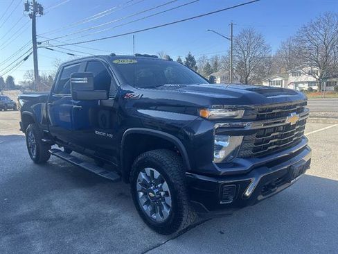 Certified 2024 Chevrolet Silverado 2500 Custom w/ Custom Value Package AWD/4WD image 8