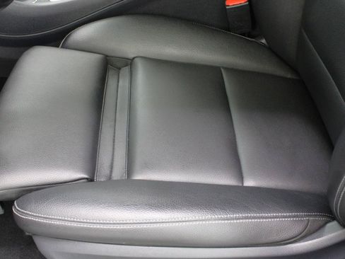 Used 2019 Mercedes-Benz GLA 250 image 36