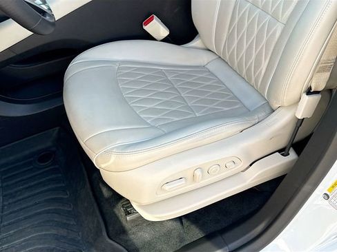 Used 2024 Buick Enclave Avenir w/ Trailering Package, 5000 lbs. image 22