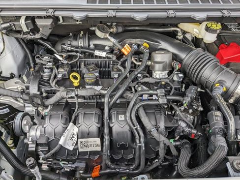 New 2024 Ford Edge SE w/ Black Appearance Package image 15