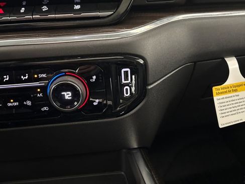 Used 2024 Chevrolet Silverado 1500 LT Trail Boss w/ LT Trail Boss Premium Package image 69