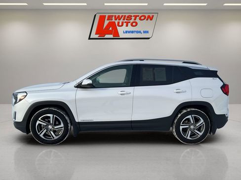 Used 2021 GMC Terrain SLT w/ Infotainment Package II image 2