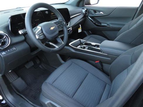 New 2026 Chevrolet Equinox LT w/ Convenience Package II image 15