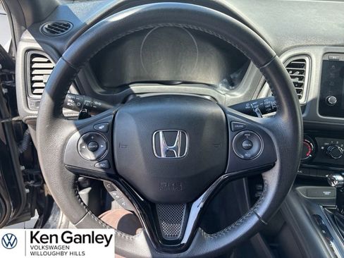 Used 2022 Honda HR-V Sport image 12