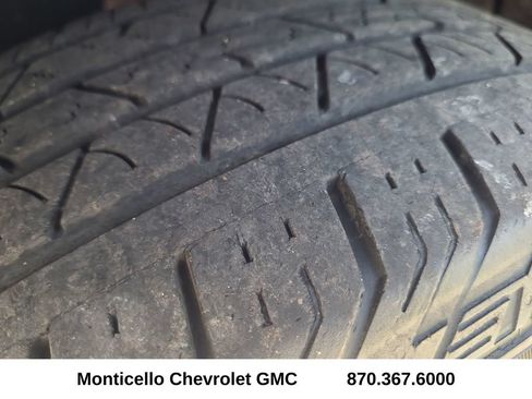 Used 2024 Chevrolet Blazer LT w/ Convenience Package FWD image 11