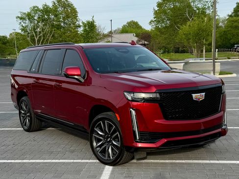 Used 2022 Cadillac Escalade ESV Sport w/ Touring Package AWD/4WD image 1