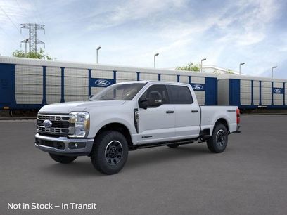 New 2026 Ford F350 XLT w/ Tremor Off-Road Package