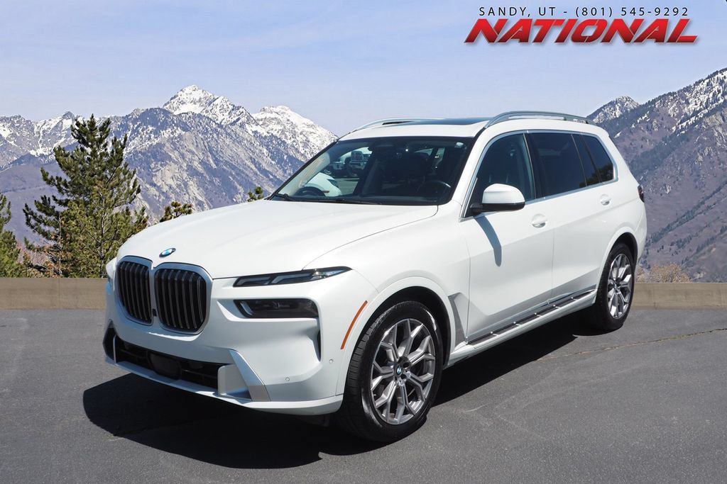 Used 2026 BMW X7 xDrive40i AWD/4WD image 1