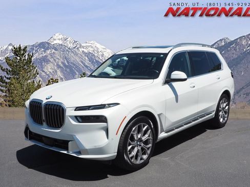 Used 2026 BMW X7 xDrive40i AWD/4WD image 1
