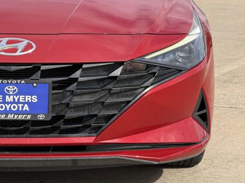 Used 2022 Hyundai Elantra SEL w/ Preferred Accessory Package image 4