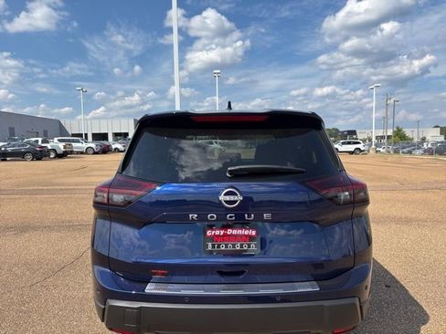 New 2026 Nissan Rogue SV image 3