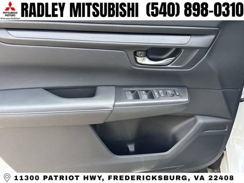 Used 2024 Honda CR-V EX image 5