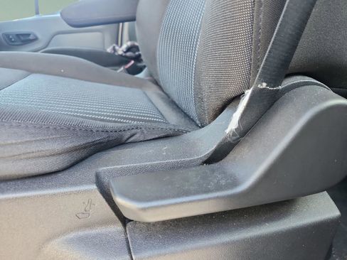 Used 2019 Ford Transit 350 XLT image 12