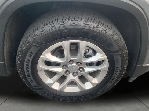 Used 2021 Chevrolet Traverse LT w/ LPO, Floor Liner Package AWD/4WD image 24