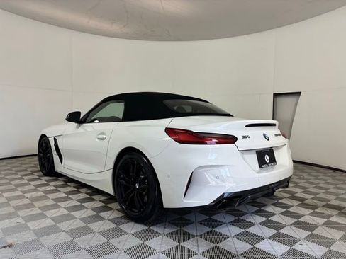 Used 2024 BMW Z4 M40i w/ Premium Package image 13