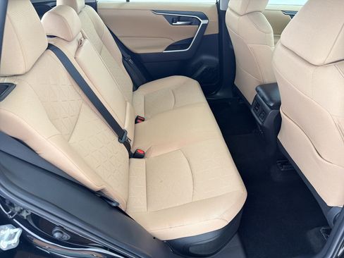 Used 2025 Toyota RAV4 XLE w/ Convenience Package AWD/4WD image 27