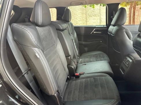 Used 2022 Mitsubishi Outlander SE FWD image 17