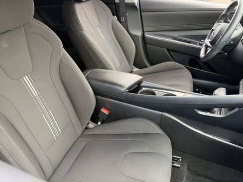 Certified 2023 Hyundai Elantra SEL w/ Convenience Package FWD image 10
