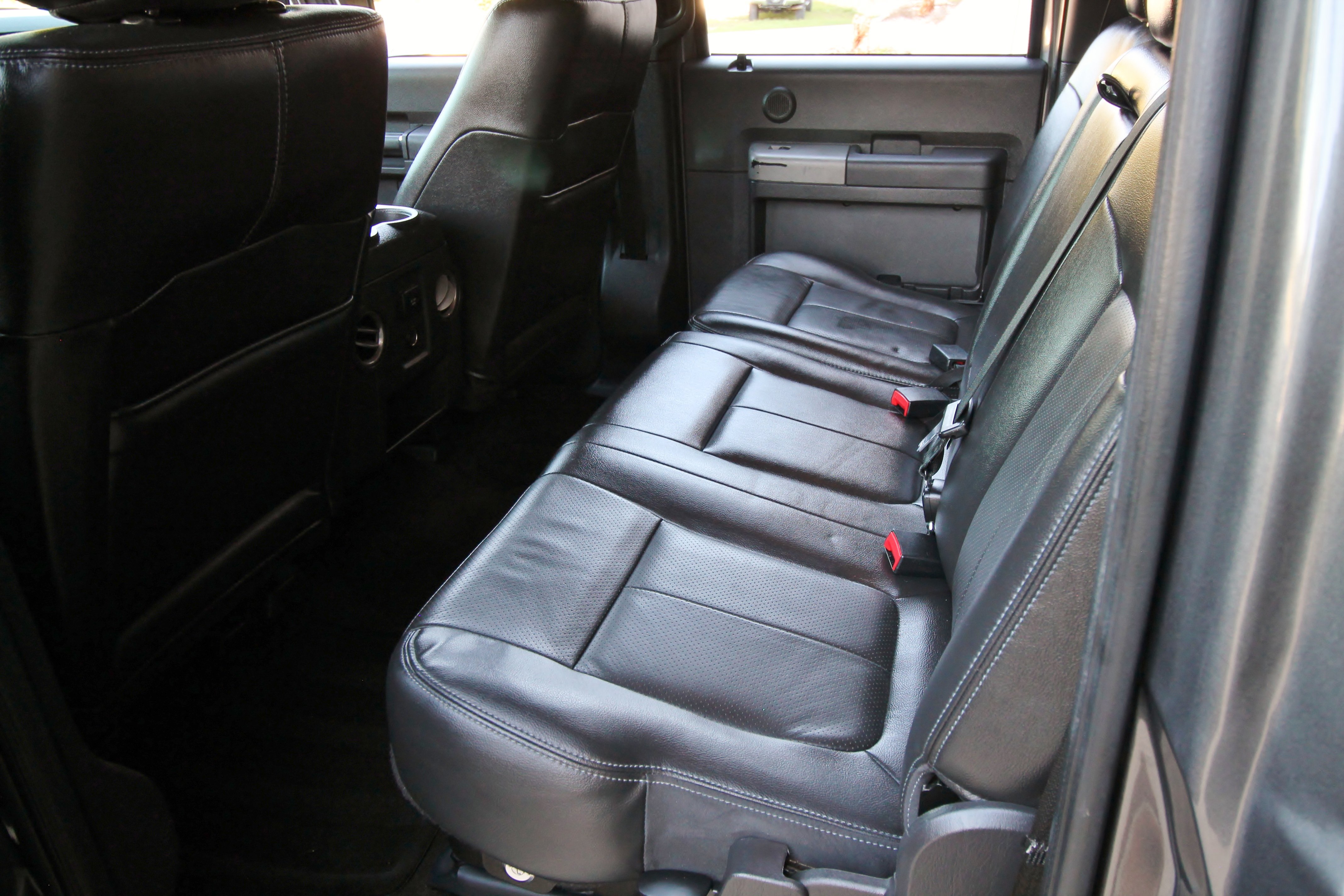 Used 2012 Ford F250 Lariat w/ Chrome Pkg AWD/4WD image 45
