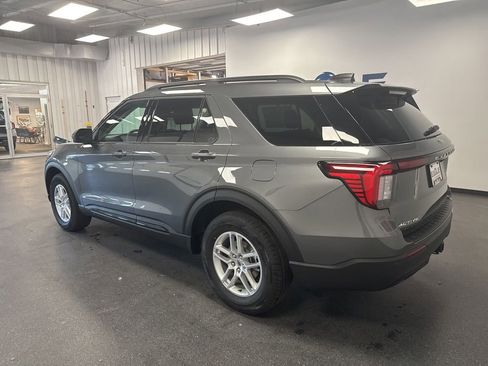 New 2026 Ford Explorer Active AWD/4WD image 7