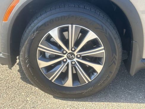 Certified 2023 INFINITI QX60 Pure FWD image 10