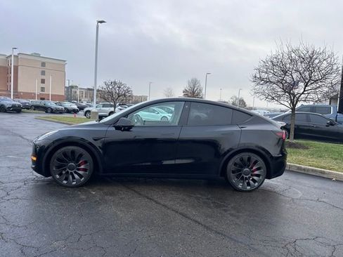 Used 2022 Tesla Model Y Performance image 5